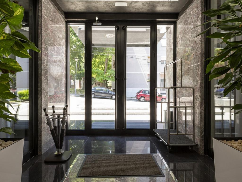 Nova City Garni Hotel Signature Collection Belgrade Exterior photo