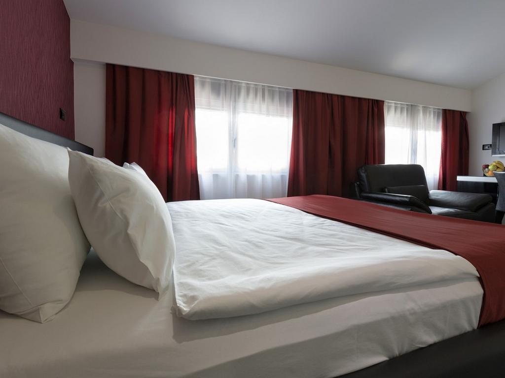 Nova City Garni Hotel Signature Collection Belgrade Exterior photo